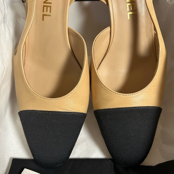 Chanel two tone goatskin slingbacks - Picture 5 of 6